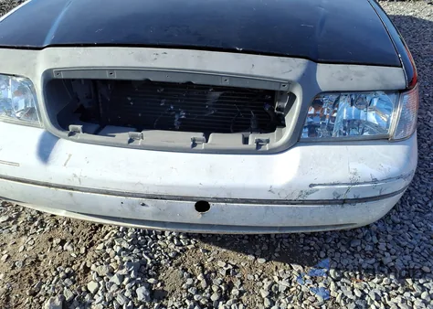 2003 Ford Crown Victoria Lx из США, поврежденный, VIN 2FAFP74W03X165975